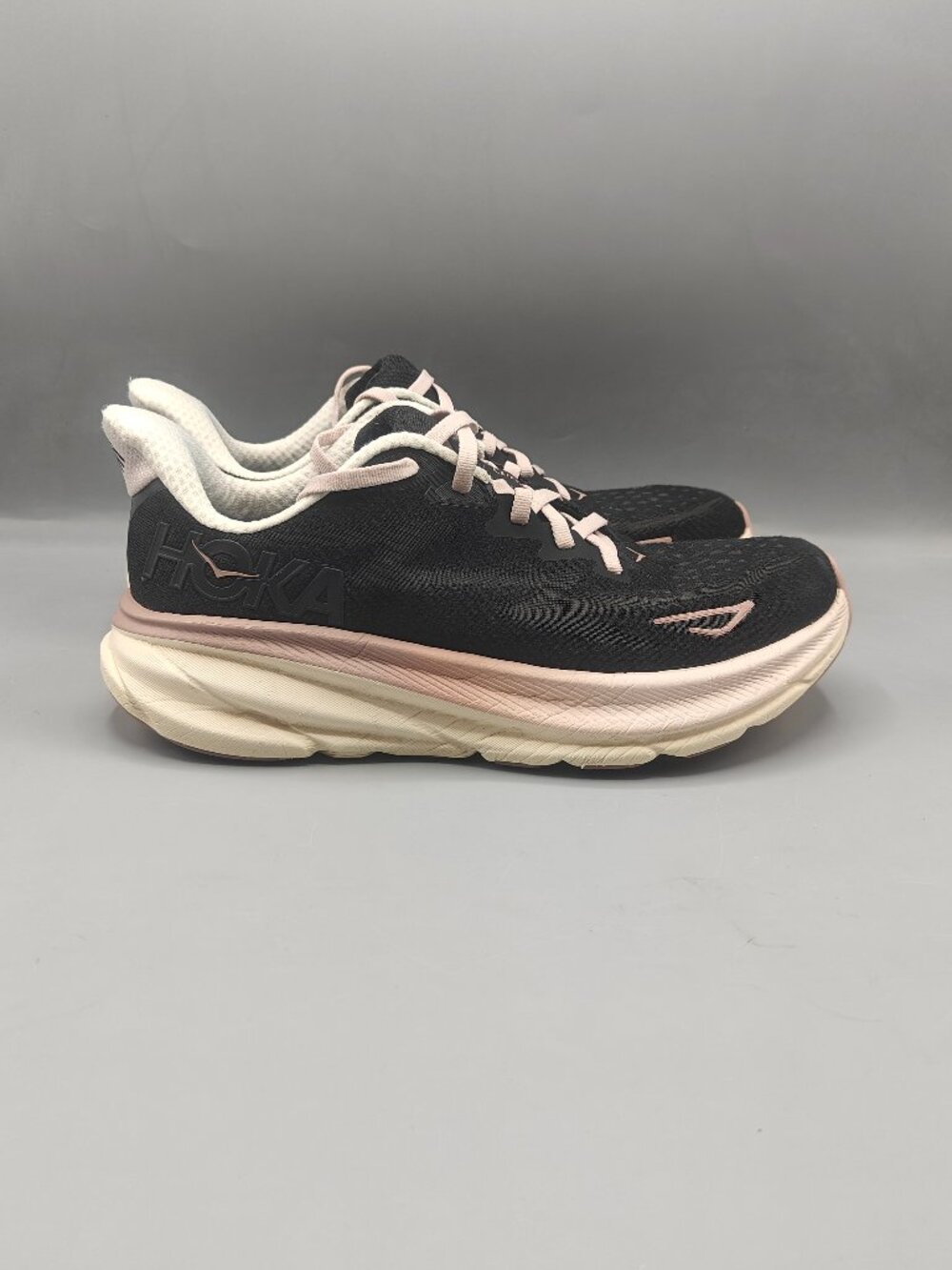 Hoka One One Clifton 9 Black/Pink Running Shoes Women’s US 8.5 B 1127896 ONQ